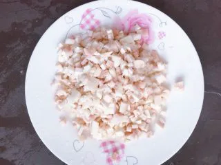 番茄蘑菇肉酱意大利面,蘑菇切丁