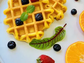 胡萝卜华夫饼,口感香、软、外皮有一点点的蕉酥。