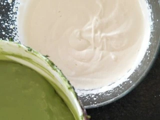 抹茶奶酪慕斯核桃布朗尼（8寸）,混合抹茶慕斯奶油。