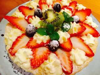 #春日烘焙教室# 草莓塔,我的成品,噔噔噔