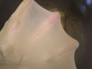 爆浆抹茶冰心面包,可以检查一下状态不是必要手套膜