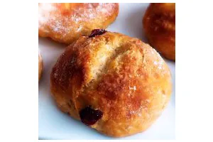 蔓越梅黄油面包