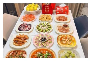 鲜美可口的鱿鱼鸡蛋汤（简单易学的家常美食，营养丰富的佳肴）