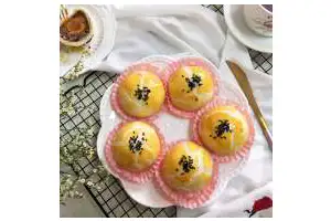 酥掉渣的蛋黄酥，月饼季做起来