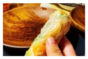 越南米纸卷制作大全（手把手教你如何制作越南米纸卷）