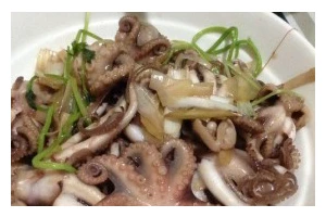 美味砂姜小章鱼，尝遍四季香（鲜嫩爽口，独具地方特色，味极砂姜小章鱼为何成为人们的挚爱？）