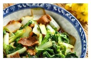五花肉炒大白菜，美味又下饭！（家常菜中的经典组合，味道好还有营养！）
