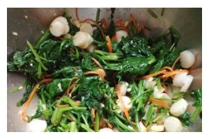 健康美味，自制咸味菠菜塔（15个步骤轻松搞定，让您轻松享受自制美食！）