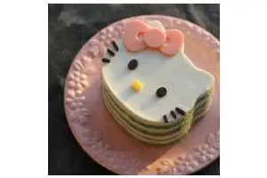 抹茶荔枝慕斯蛋糕