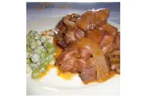 法国家常菜：红酒烩鸡