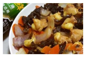 玉米杂炒，美味又健康（教你轻松做出多种口感的玉米杂炒）