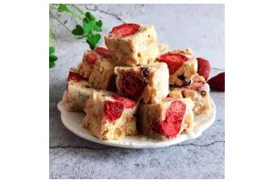 网红草莓雪花酥