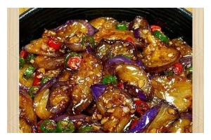 香辣手撕茄子（做法详解，学会就能做出一道家常美食）
