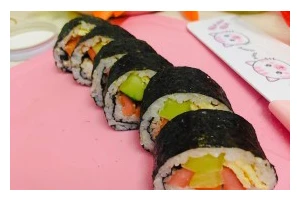 制作寿司的详细步骤（从选材到调味，一步步教你制作美味寿司）