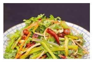 白萝卜丝版老虎菜做法（美味可口、健康营养、简单易做）