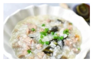 滚牛腩粥的秘密（教你如何制作一碗美味的滚牛腩粥）