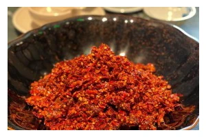 不一样的口味，紫云鸡豆花做法大揭秘（口感绵软顺滑，让你爱不释手；美味清香，回味无穷）