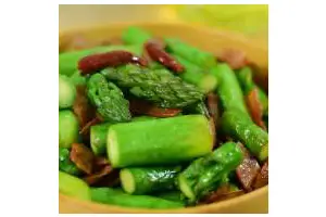 又香又嫩，这对西餐的CP用中式做法来处理也很好吃