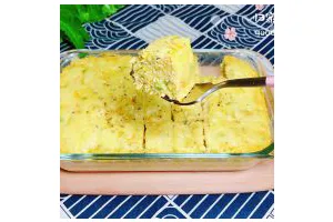 西兰花玉米鸡肉糕（芝士焗烤版）