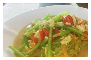 油焖烟笋烟笋丝笋干炒肉的做法（家常美食，营养丰富，不可错过）