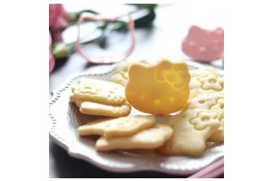 卡通小饼干，制作简单，萌趣造型合适亲子烘焙