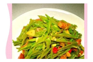 芸豆面菜的做法详解（口感细腻的健康佳肴，让你爱上素食）