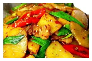 土豆炒猪肉，美味又简单（教你如何做出口感绝佳的土豆炒猪肉）