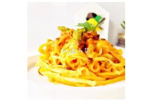 南瓜酱汁牛肉面