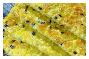 做出美味无敌蔬菜燕麦蛋饼（健康美味，多种营养一次吃个够！）