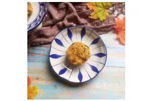 网红的肉松小贝