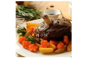 【迷迭香烤羊腿】中西混搭版