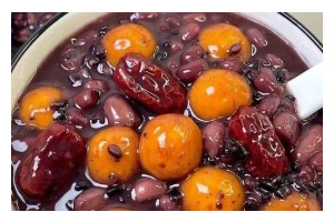 快手制作以西谷米红豆汤圆（古早味甜品，温暖心灵的美味佳品）
