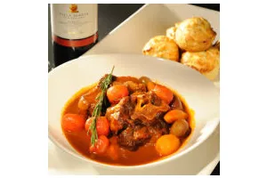 番茄红酒烩牛尾