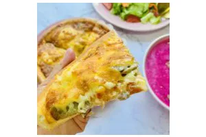 一次发酵——虾仁牛肉肠披萨