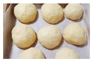 手撕面包，轻松享受美食（以雪花手撕面包为例，轻松制作）
