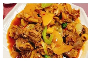 家常菜谱之子姜焖嫩鸭（嫩鸭肉入味，子姜清香浓郁）