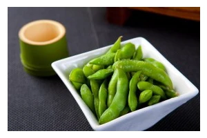 五香毛豆花生的制作（美味小吃的必备配料）