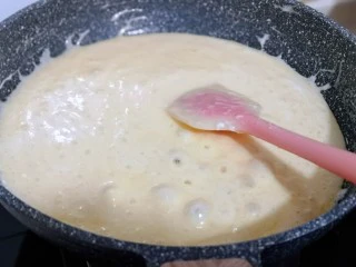 预热圣诞节 蔓越莓雪花酥,棉花糖全部融化。(切记全程小火)