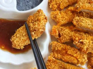 超级酥脆的炸猪排,我这次换了个蘸料，感觉也是很不错的呢。