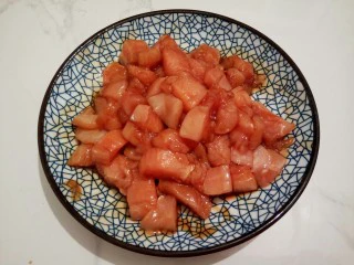 #咸味#盐酥鸡米花,十三香少许拌均匀