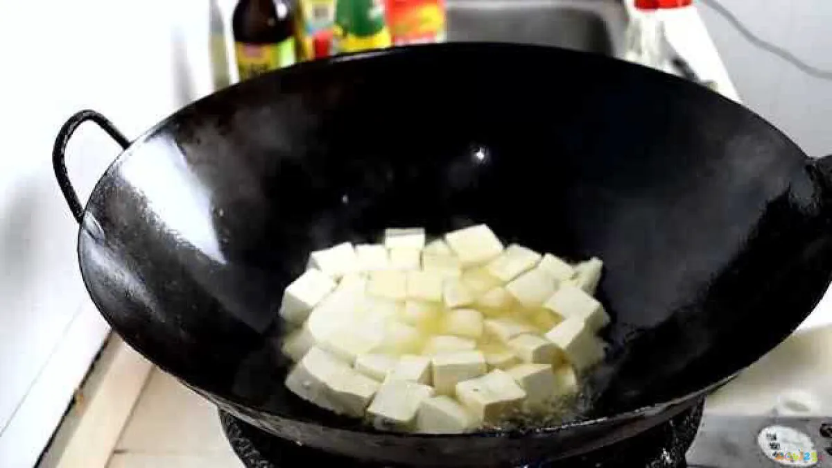 炒青菜的家常做法_青菜炒的最好吃的美食_青菜简单炒法