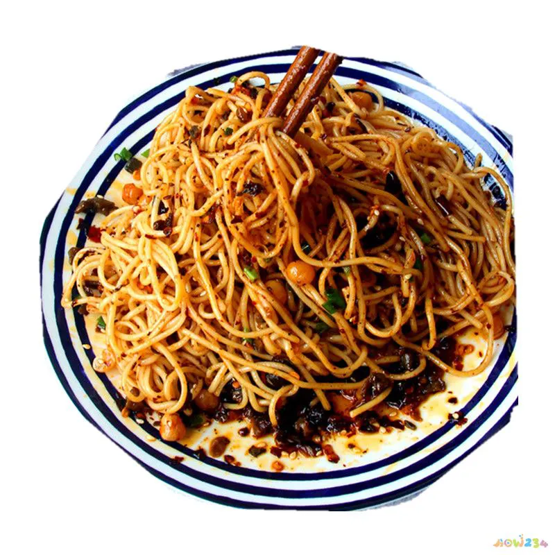 家常版油泼面_油泼面的家常做法文字_油泼面家常做法