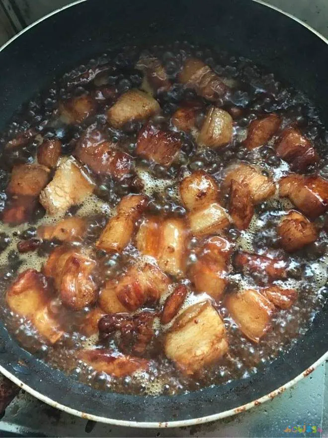 家常红烧鸡爪_红烧鸡爪家常做法_红烧鸡爪最好吃做法