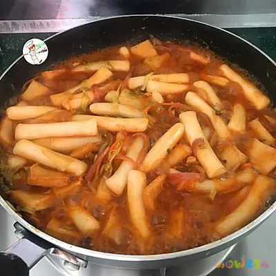 韩式炒年糕的家常做法_韩式炒家常年糕做法大全_韩式炒家常年糕做法视频