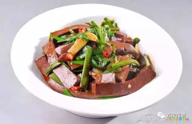 东北菜香辣肉丝_东北香辣肉丝的家常做法_东北辣肉丝的做法