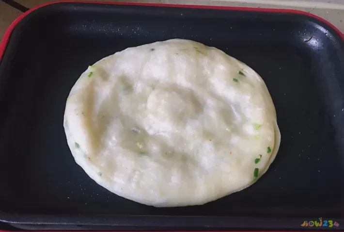 葱油手撕饼_葱油花卷的家常做法_家常葱油饼