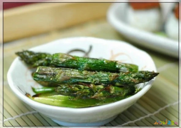 炒刀削面的家常做法_炒丝瓜炒肉的家常做法_炒蒜苔炒肉的家常做法