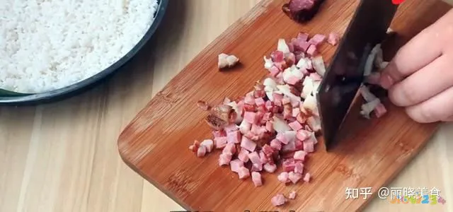 扣肉的家常做法视频_四川扣肉的家常做法_糯米扣肉的家常做法