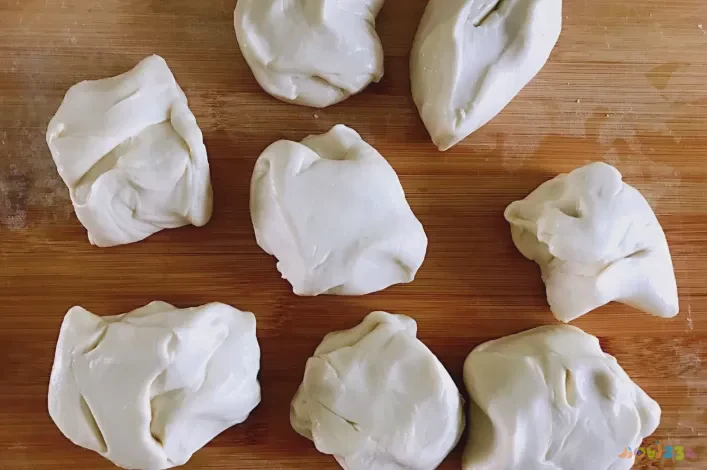 家常葱油饼_葱油手撕饼_葱油花卷的家常做法