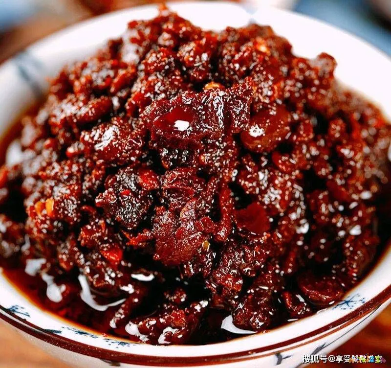 东北辣椒鸡蛋酱的做法_辣椒牛肉酱的家常做法_家常杂酱面的酱做法与配料